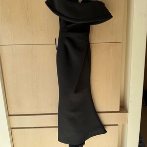 Jovani Black One-Shoulder Maxi Gown